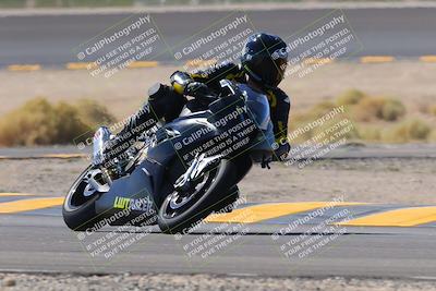 media/Oct-08-2022-SoCal Trackdays (Sat) [[1fc3beec89]]/Turn 14 (1050am)/